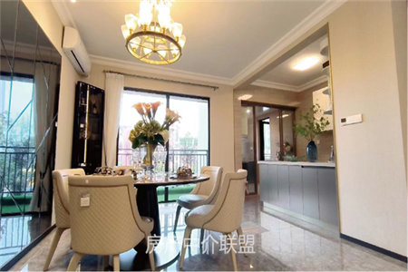 三实小附近高档小区电梯精装三室两厅两卫送车库可分期